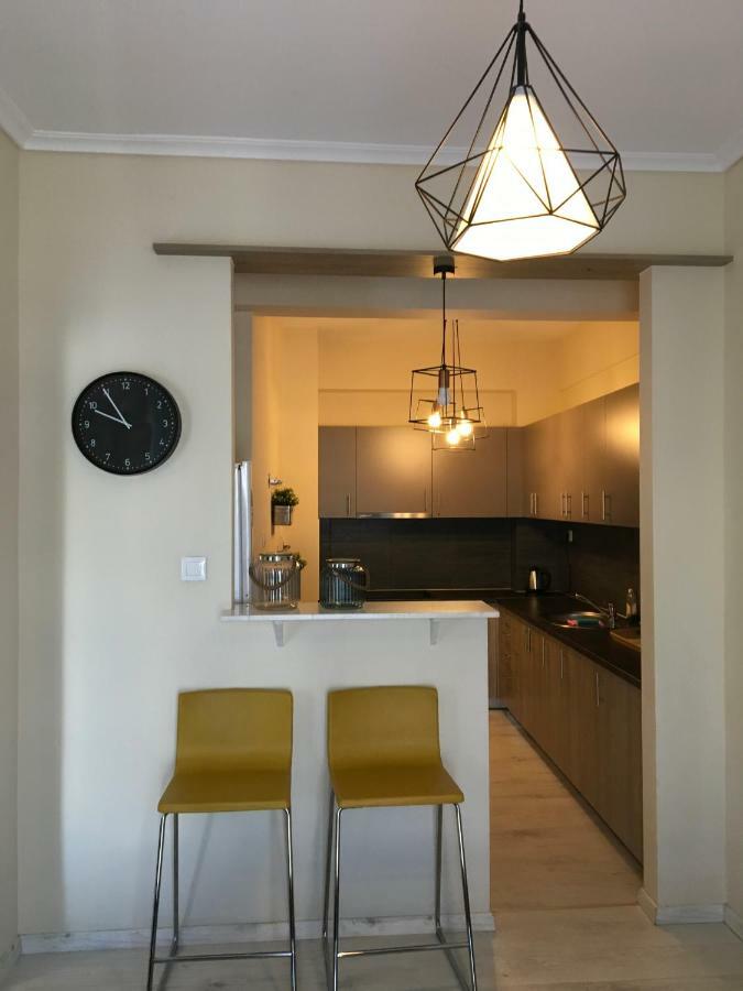 Apartment In The Center Of Атина Екстериор снимка