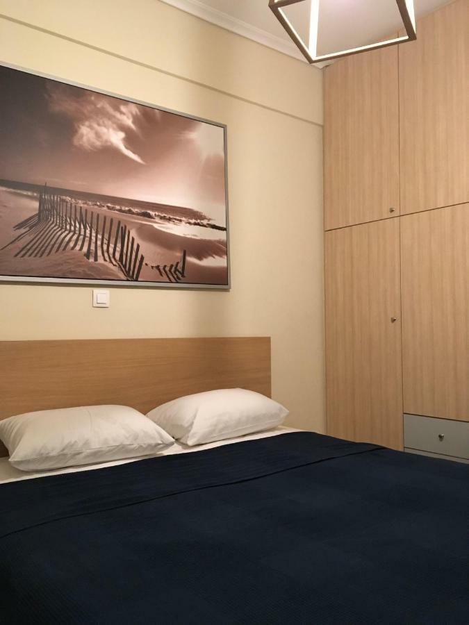 Apartment In The Center Of Атина Екстериор снимка