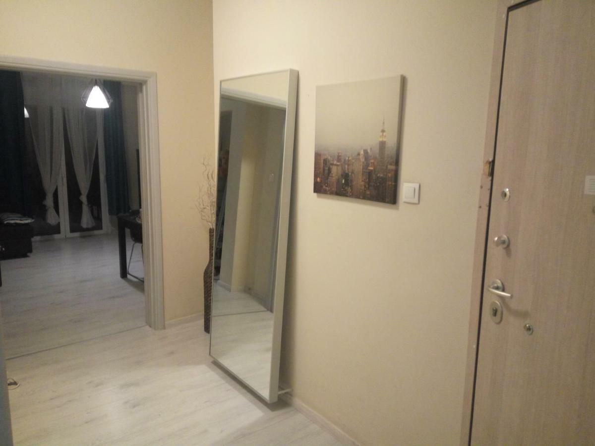 Apartment In The Center Of Атина Екстериор снимка
